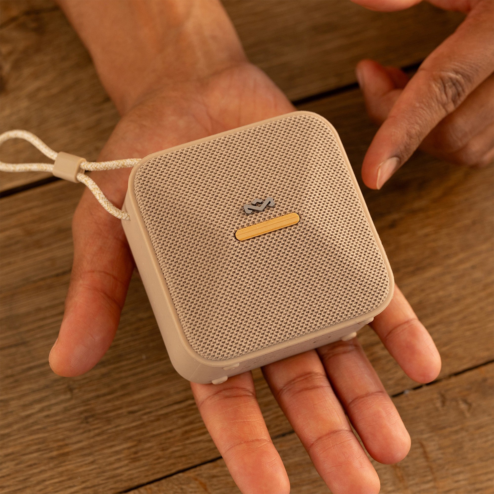 House of Marley Rise Up Bluetooth Speaker - Cream - 15-13303