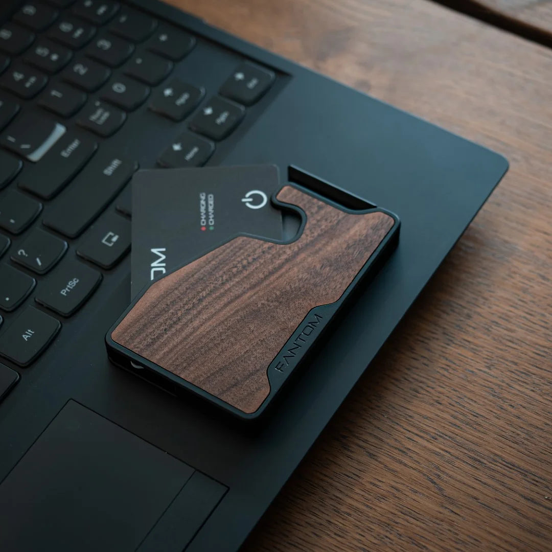 FANTOM X - Card Fanning Walnut Wallet (4-7) Cards