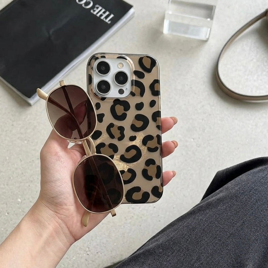 iPhone Golden Leopard Pattern Case