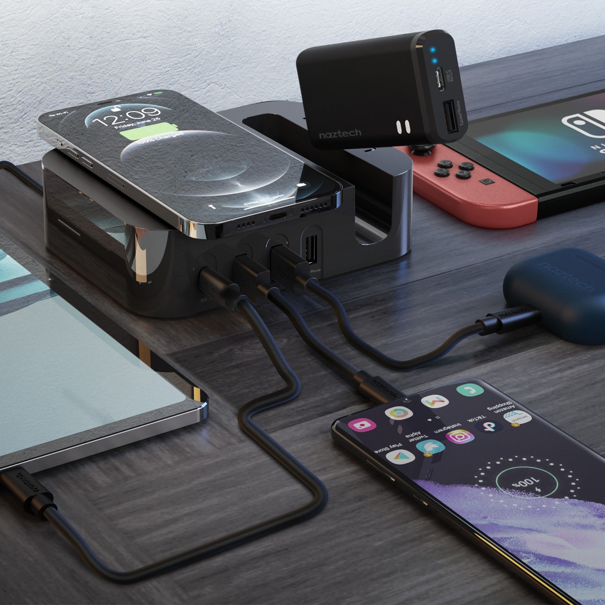 Naztech 65W Ultimate Charging Station Pro USB-C Wall Charger w/ Qi + 4000 mAh Portable Power Ban - 15-10066