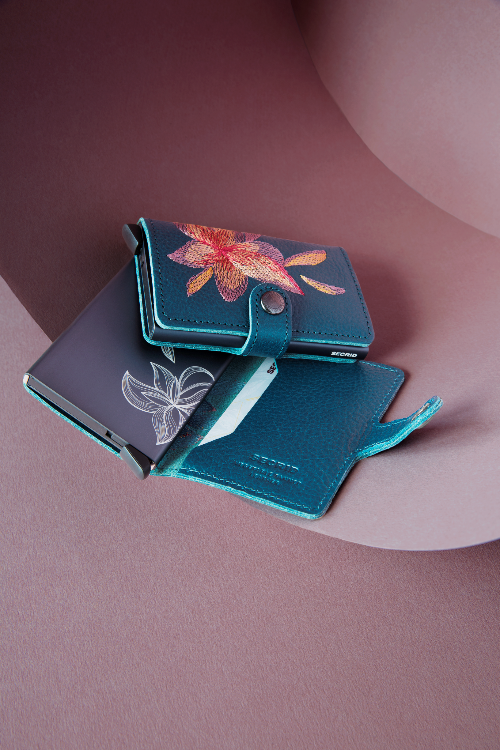 Secrid Miniwallet Stitch Magnolia Petrolio
