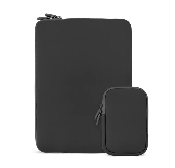 LOGiiX Vibrance Essential Sleeve with pouch 14' - Black