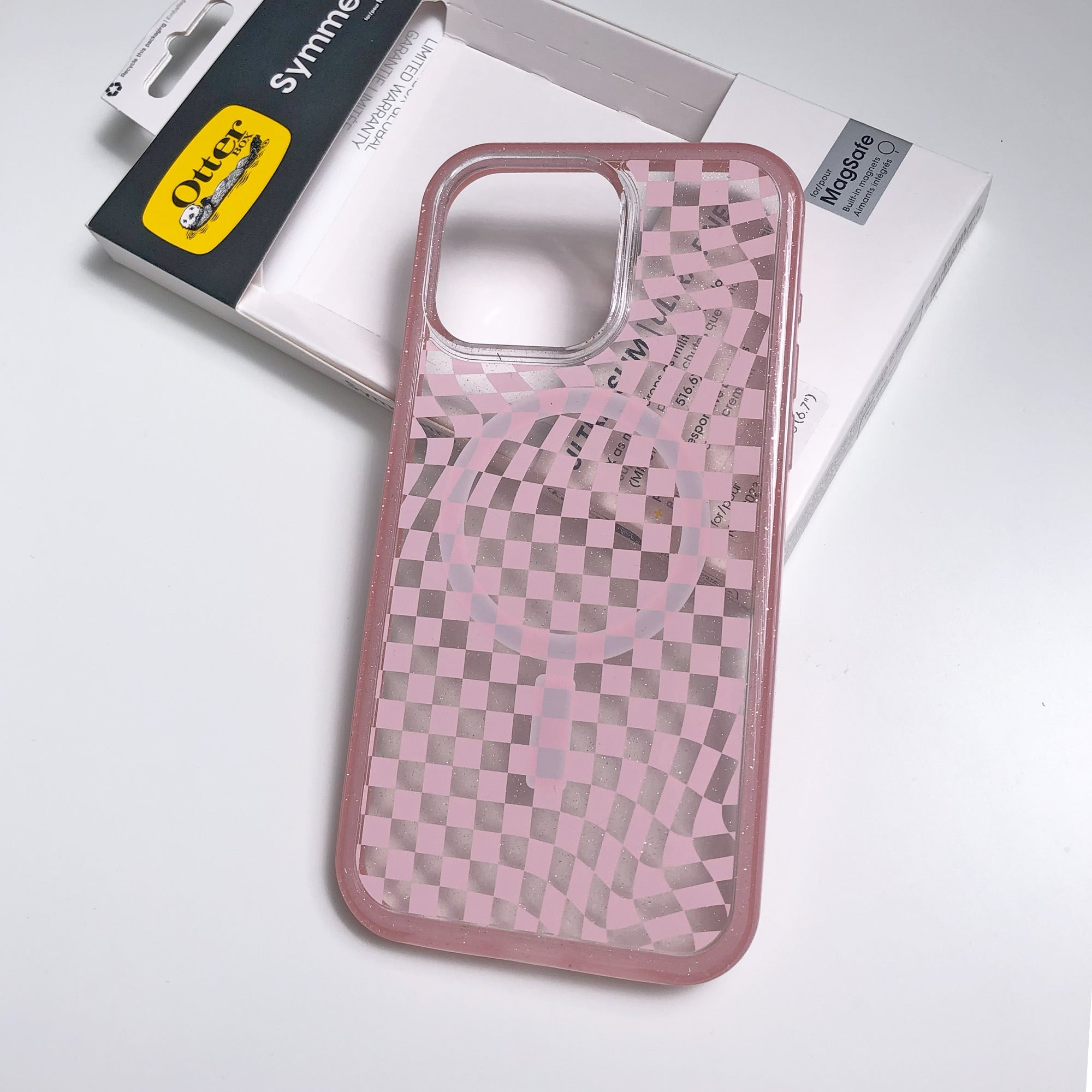 iPhone 16e/15/14/13 Otterbox Symmetry w/ MagSafe Clear Series Case - Pink - Checkmate - 15-11419