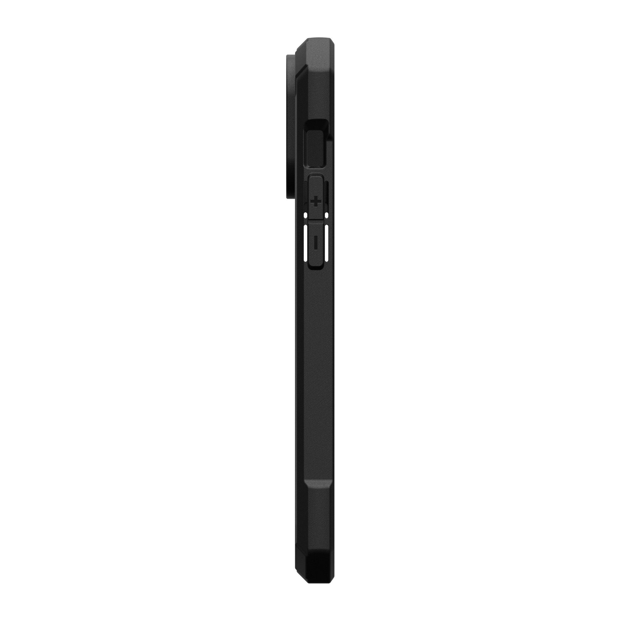 iPhone 15 Pro Max UAG Essential Armor MagSafe Case - Black - 15-11904