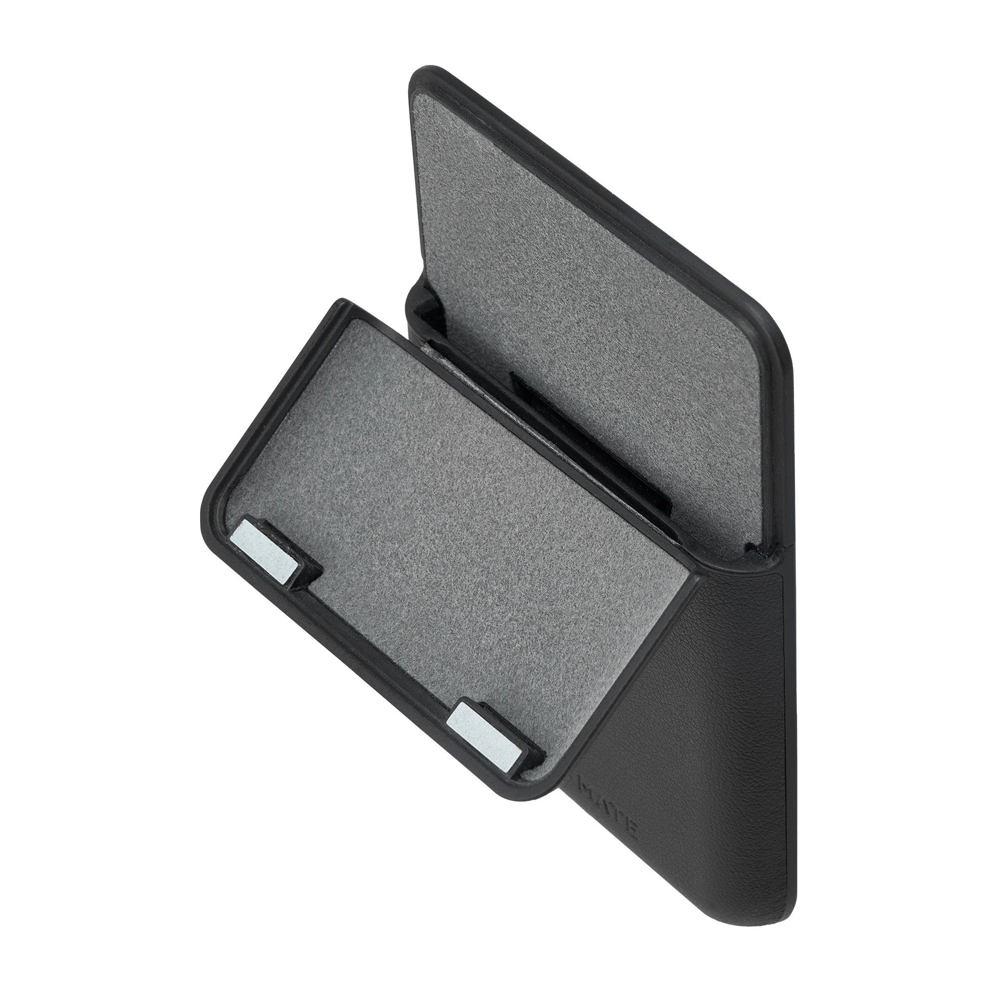 Universal Case-Mate Magnetic Flip MagSafe Wallet - Black Leather - 15-12300